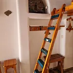 Bright & Relaxing Loft With Attic In The Heart Of Mykonos 아파트 *