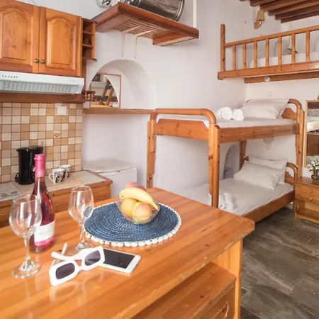 Bright & Relaxing Loft With Attic In The Heart Of Mykonos