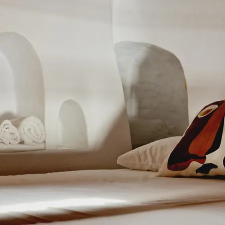 Bright & Relaxing Loft With Attic In The Heart Of Mykonos アパート *