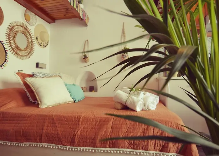 Bright & Relaxing Loft With Attic In The Heart Of Mykonos *